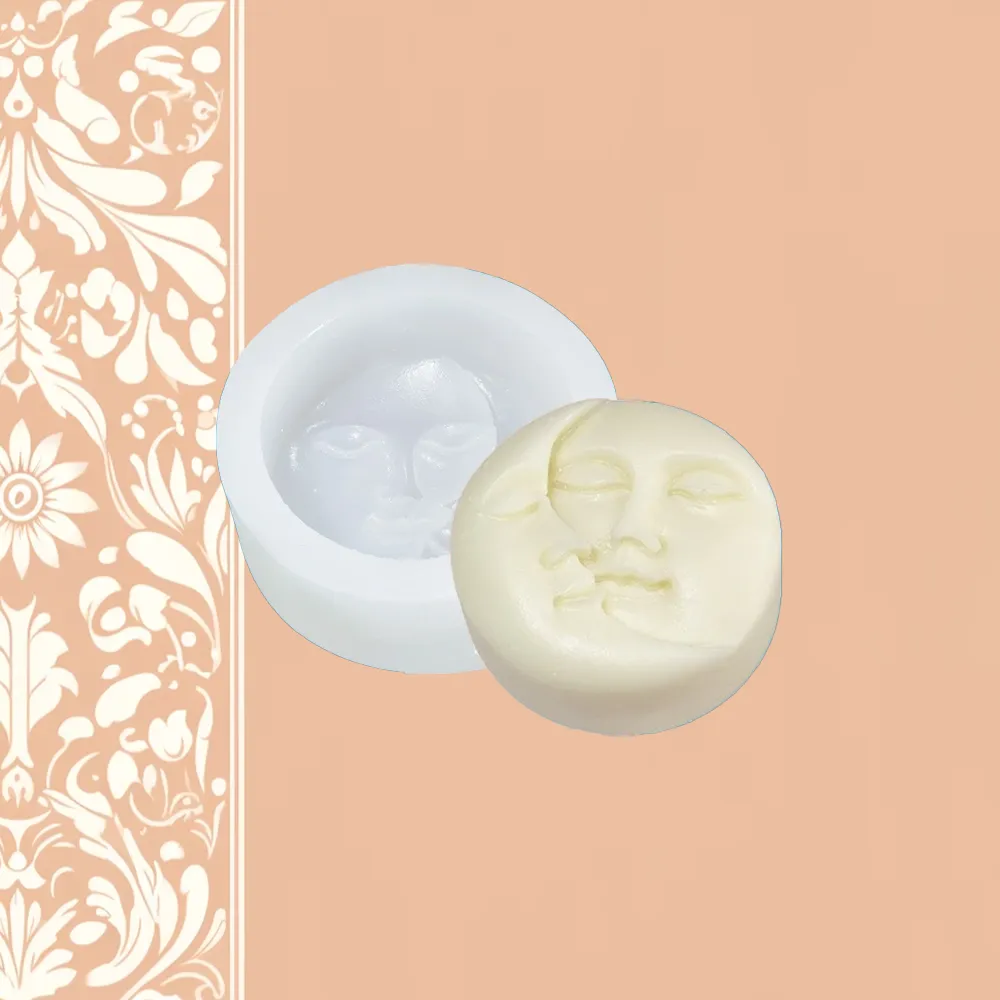 Love Moon Silicone Mold | The Candle Fragrance Co