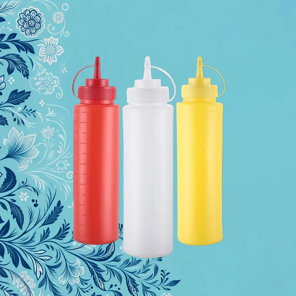 Plastic squeeze bottle | The Candle Fragrance Co