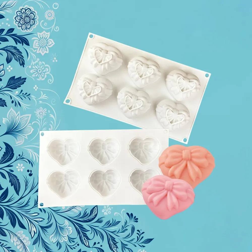 Satin Heart Silicone Mold | The Candle Fragrance Co