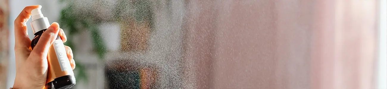 How to make a homemade room spray